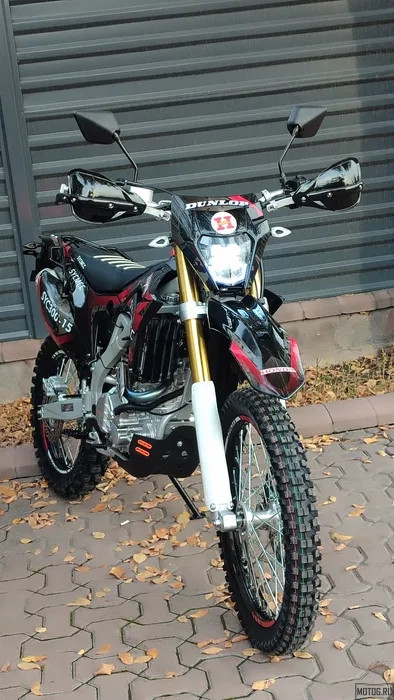 Эндуро мотоцикл SYCMCC 300-15 Водяное охлаждение – мощный, надежный, кроссовый байк Эндуро мотоцикл SYCMCC 300-15 Водяное охлаждение – мощный, надежный, кроссовый байк