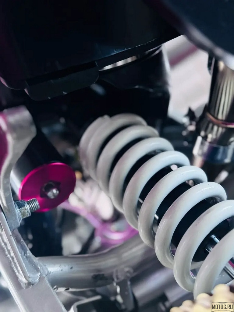 Эндуро мотоцикл SYCMCC 300-15 Водяное охлаждение – мощный, надежный, кроссовый байк Эндуро мотоцикл SYCMCC 300-15 Водяное охлаждение – мощный, надежный, кроссовый байк